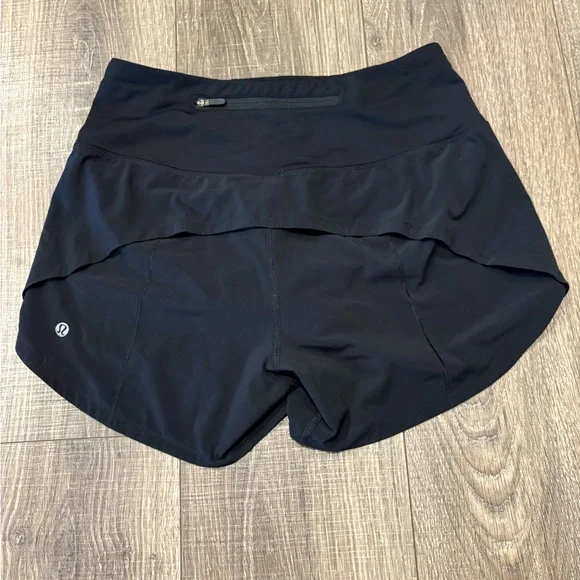 Lululemon Athletica Black Women's Speed Up Shorts 4” Inseam Size 4 - Picture 2 of 4